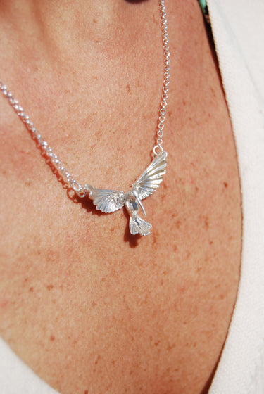 Collar Colibrí Tridimensional - Atesorame