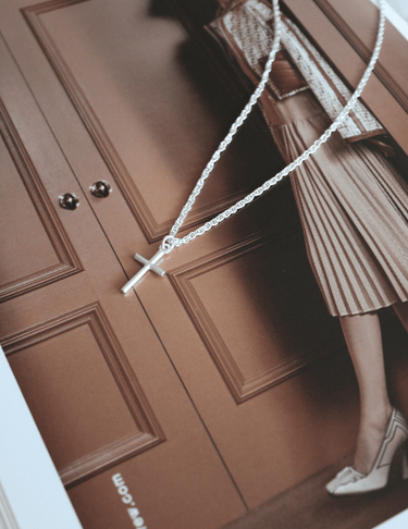 COLLAR CRUZ SILVER - Atesorame