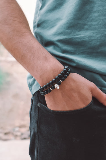 Pulsera Doble Calavera Onix Matte - Atesorame