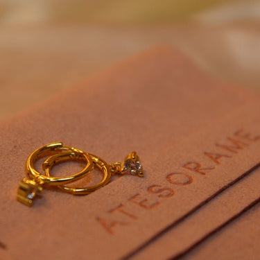 Argollas Punto De Luz Gold - Atesorame