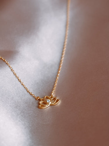 Collar Flor De Loto Gold - Atesorame