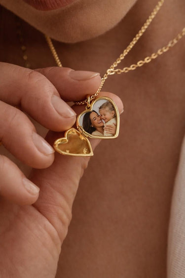 Collar Relicario Heart - Atesorame