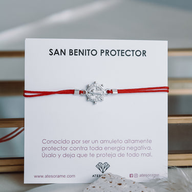 Pulsera San Benito Hilo Rojo Plata