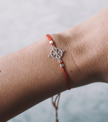 Pulsera Nudo De Bruja Hilo Rojo - Atesorame