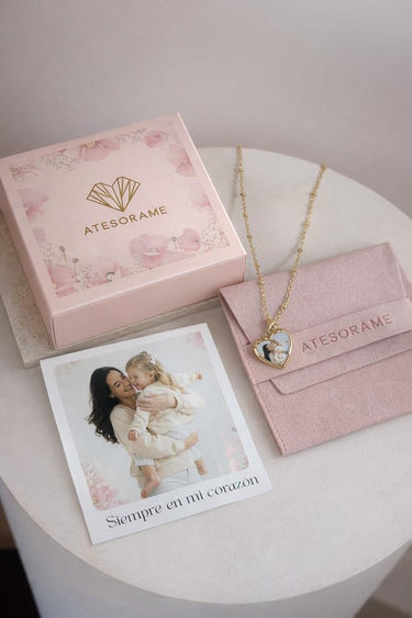 Collar Relicario Heart - Atesorame