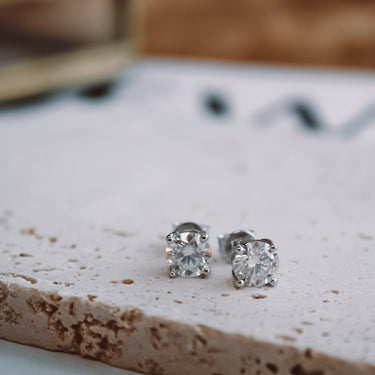 Aros Moissanita Dust Plata 1.0 quilate