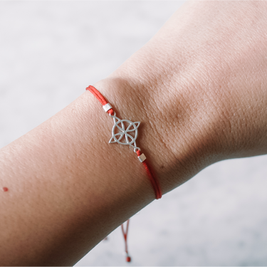 Pulsera Nudo De Bruja Hilo Rojo