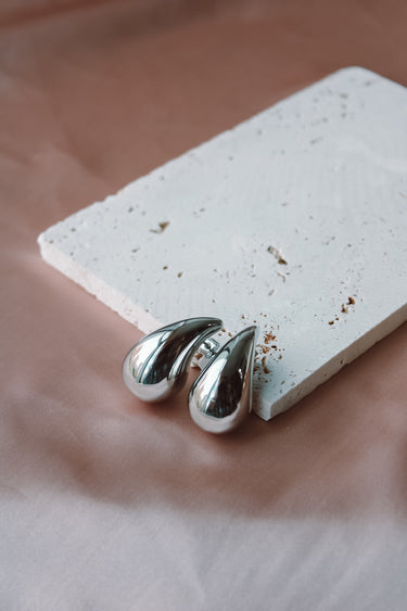 AROS OVERSIZE GOTA SILVER - Atesorame