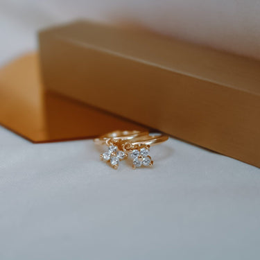 Argollas Flower Gold Cristal - Atesorame