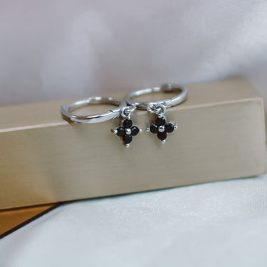 Argollas Flower Silver Black