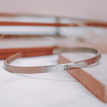 Esclava Manifiesta "Soy fuerte, soy capaz, soy perseverante" Plata - 4mm