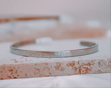 Esclava Manifiesta "Soy fuerte, soy capaz, soy perseverante" Plata - 4mm - Atesorame