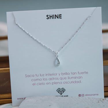 Collar Punto de Luz Gota - Atesorame