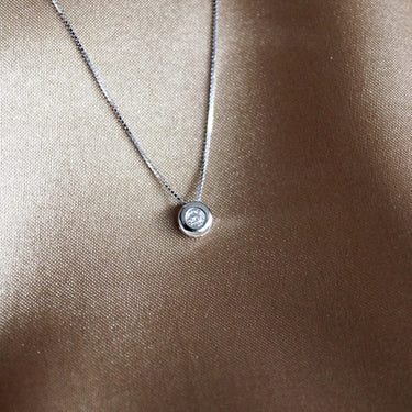 18K White Gold Point of Light Necklace